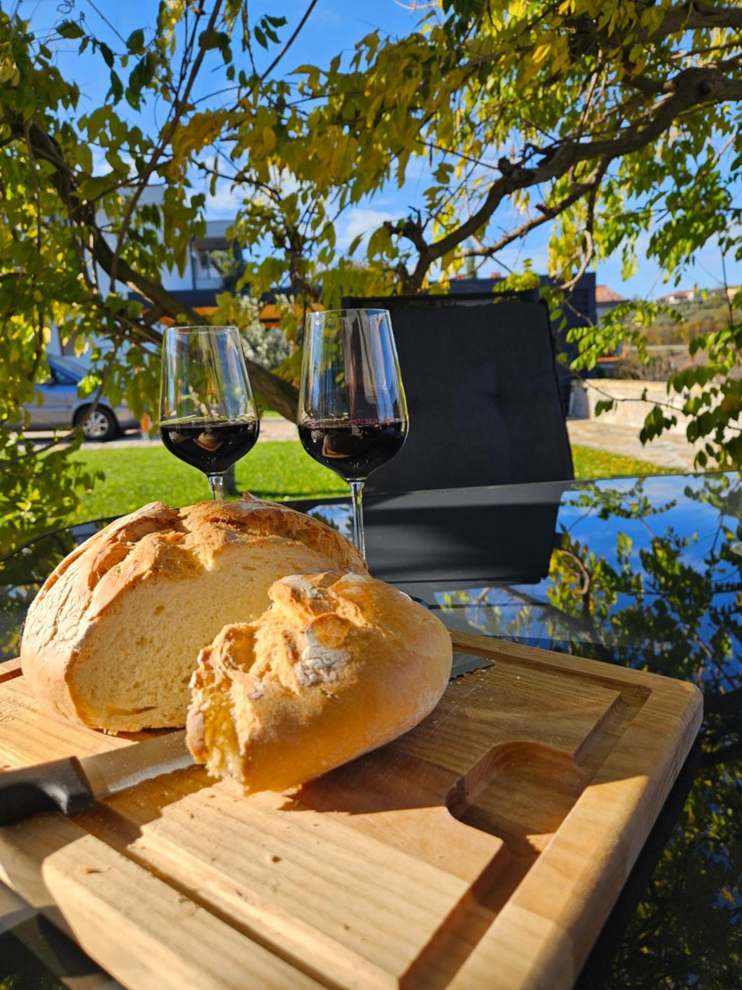 Casa Miranda - Family Comfort In A Quiet Area, Near The Sea, With Bbq And Free Parking Zgornje Skofije Exterior photo
